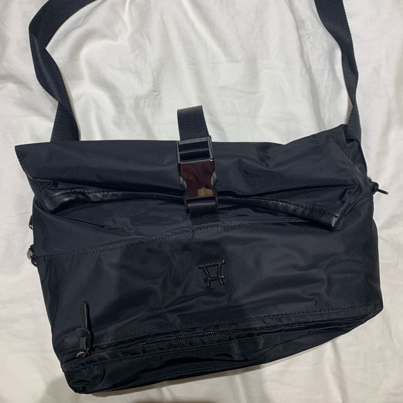 Insulated Black Lunch Bag - Picture 3 of 3